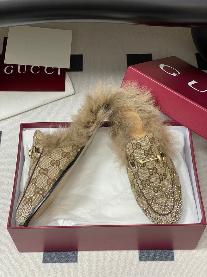 Gucci Princetown Wool Horsebit Mules – 2025 Fall Collection