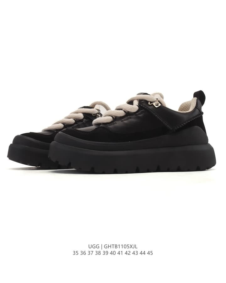 UGG Retro Low-Top Ankle Boots in All Black