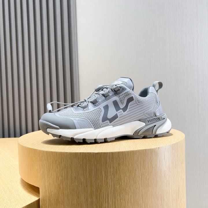 Louis Vuitton Runner Tatic Sneakers in Charcoal Monogram
