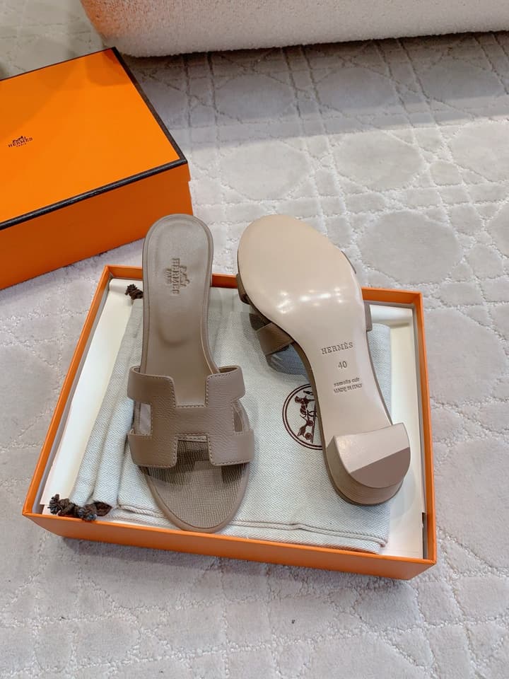 Hermès H-Heeled Sandals in Tan