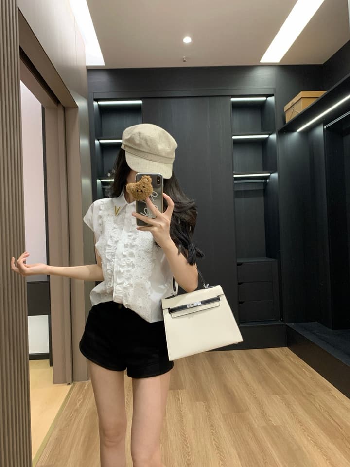 Valentino V-Logo Sleeveless Lace Blouse in Navy Blue