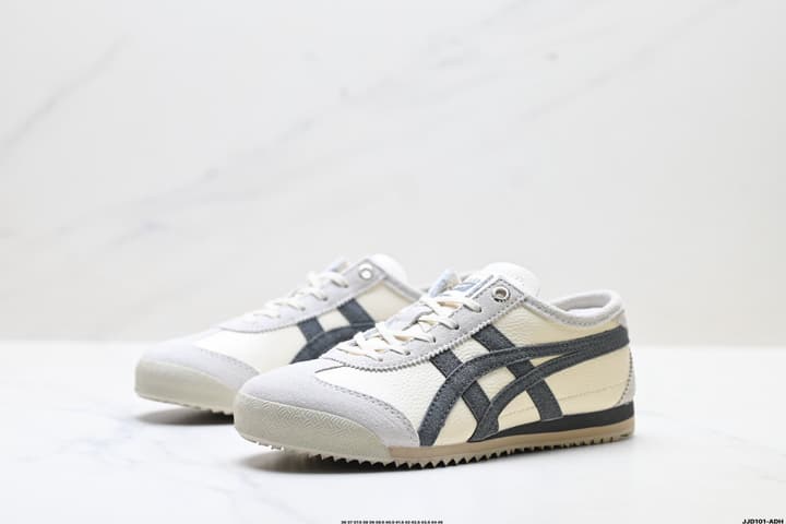 Onitsuka Tiger NIPPON MADE MEXICO 66 DELUXE Sneakers in Cream With Dark Grey Stripes