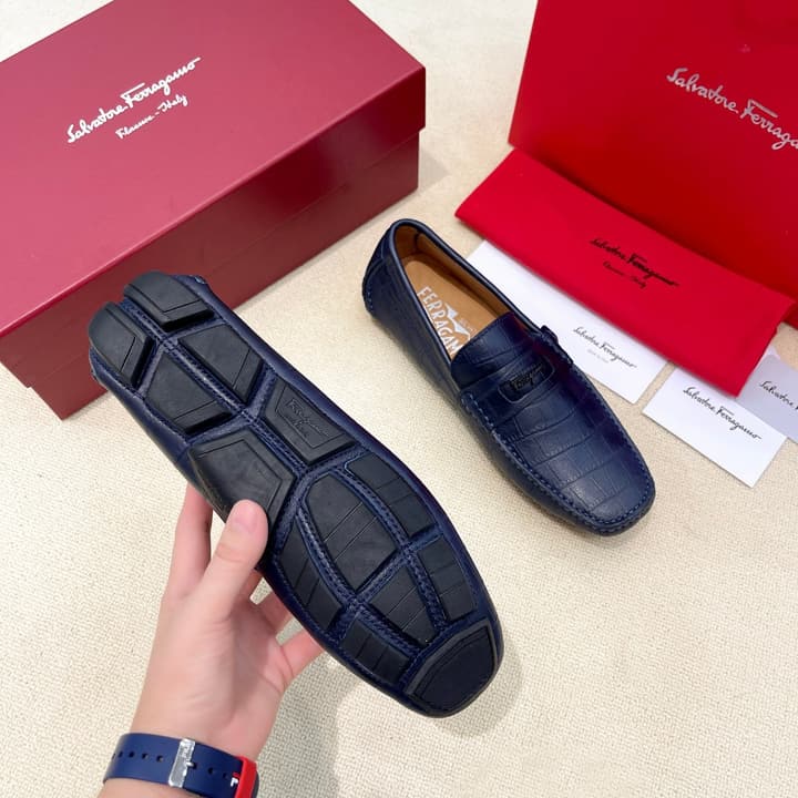 Ferragamo Men's Driving Loafers in Dark Navy Classic Loafer