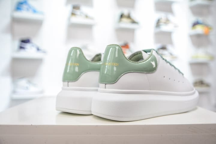 Alexander McQueen Oversized Low-Top Sneakers in Green