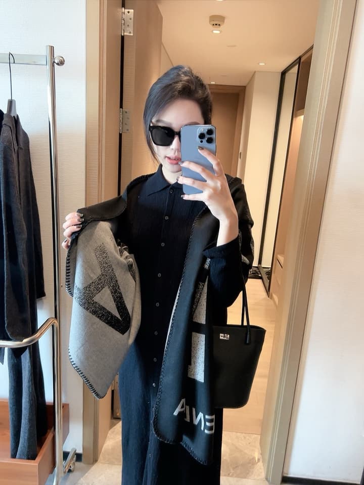 Fendi Luxury Wool Scarf