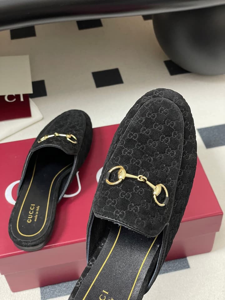 Gucci Princetown Double G Suede Mules – 2025 Fall Collection in Black Suede With Silver Hardware