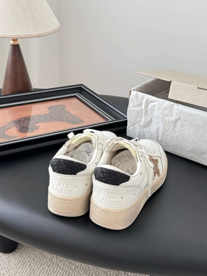 Golden Goose Graffiti Distressed Sneakers – 2024 Collection in White With Plain Laces