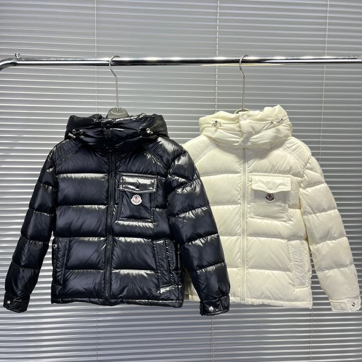 Moncler High Quality Kids Detachable Hooded Puffer Jacket – 25FW – Kids Collection in Glossy Black Down Jacket