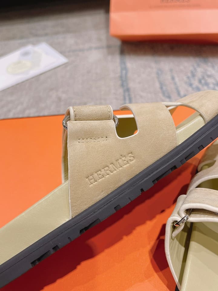 Hermès Chypre Calfskin Slides – 2023SS in Denim Blue