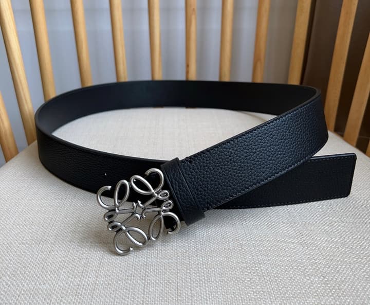 Loewe Narrow Leather Belt with Anagram Padlock Buckle in Black Leather With Silver Buckle
