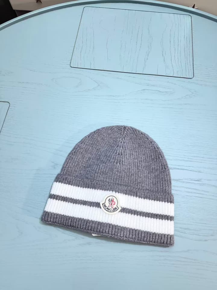 Moncler Classic Jacquard Knit Beanie – Kids Collection – 25FW in Classic Black Beanie
