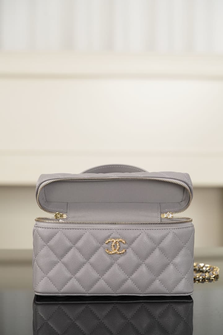 Chanel 26P Wheat Ear Buckle LP Box Bag – 26P Collection