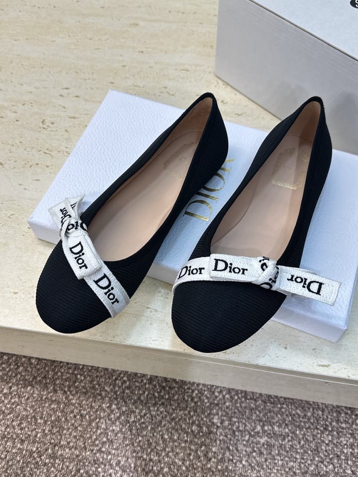 Dior J'Adior Bow Ballet Flats – 2026 Early Spring Collection