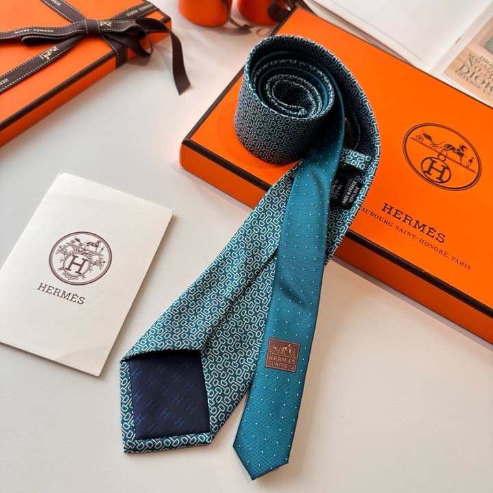 Hermès Men's Silk Tie – New Collection in Blue