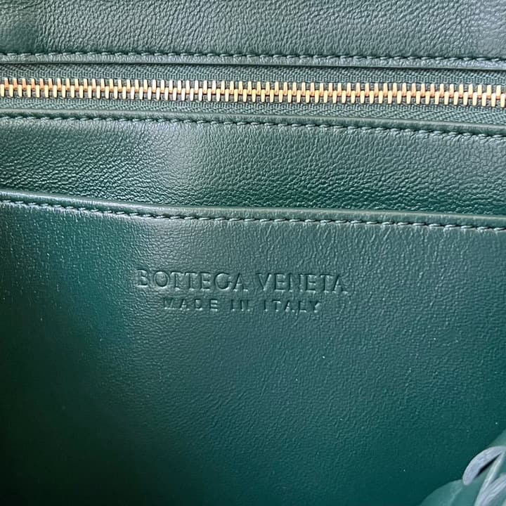 Bottega Veneta Andiamo Handbag in Charcoal Grey