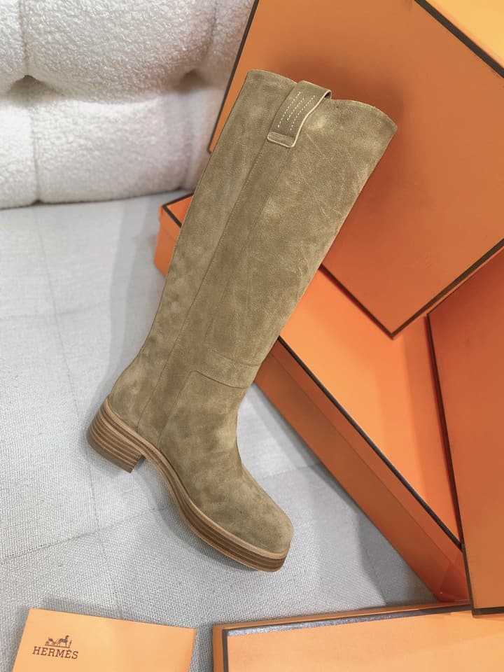 Hermès Horse H Knee-High Equestrian Boots in Black Leather