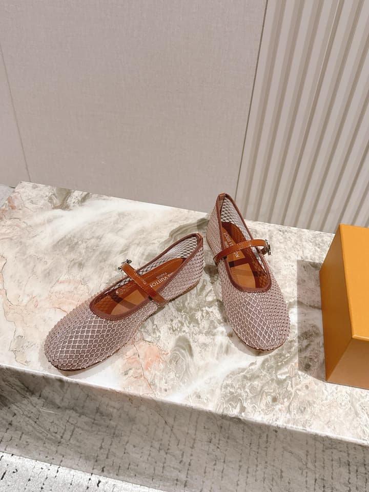 Louis Vuitton Ballet Flats – 2025SS in Black
