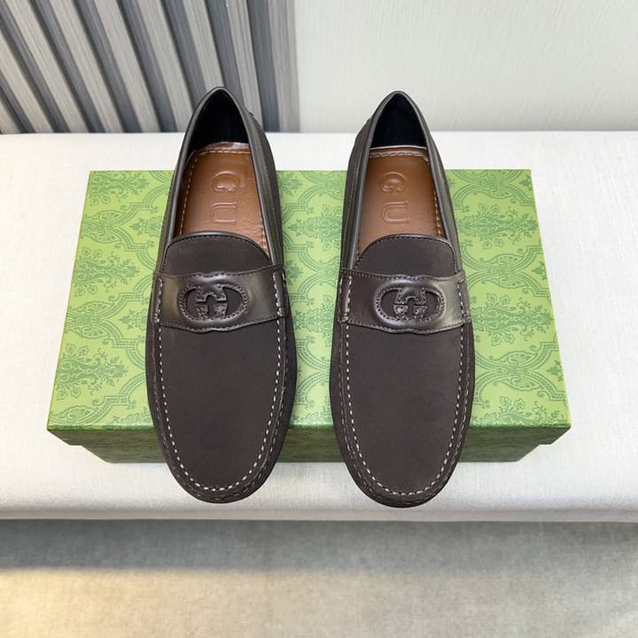 Gucci Premium Leather Loafers in Black Embossed Leather