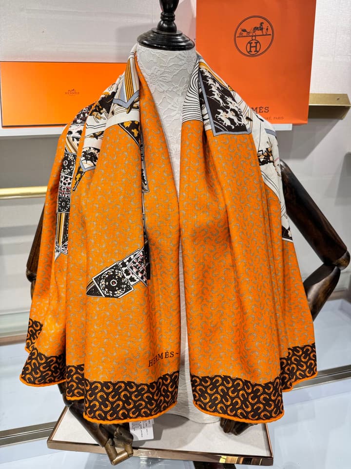 Hermès Pixel Horse Silk Cashmere Scarf