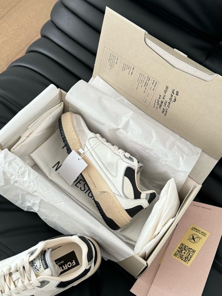 Golden Goose Graffiti Sneakers – 2024 Collection in Cream With Black Star