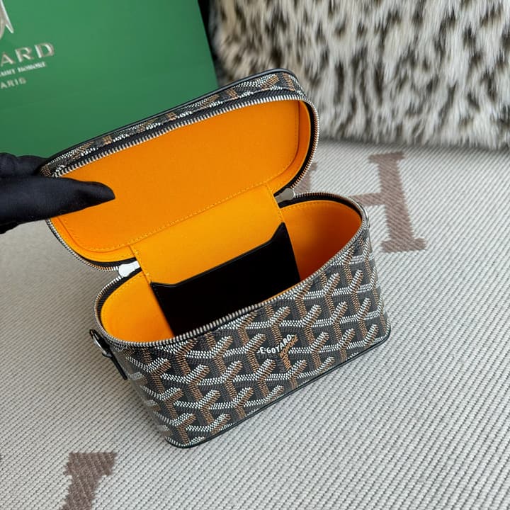 Goyard Muse Mini Vanity Case in Bright Orange Goyardine