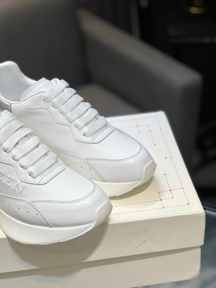 Alexander McQueen White Silk Leather Platform Sneakers in Black