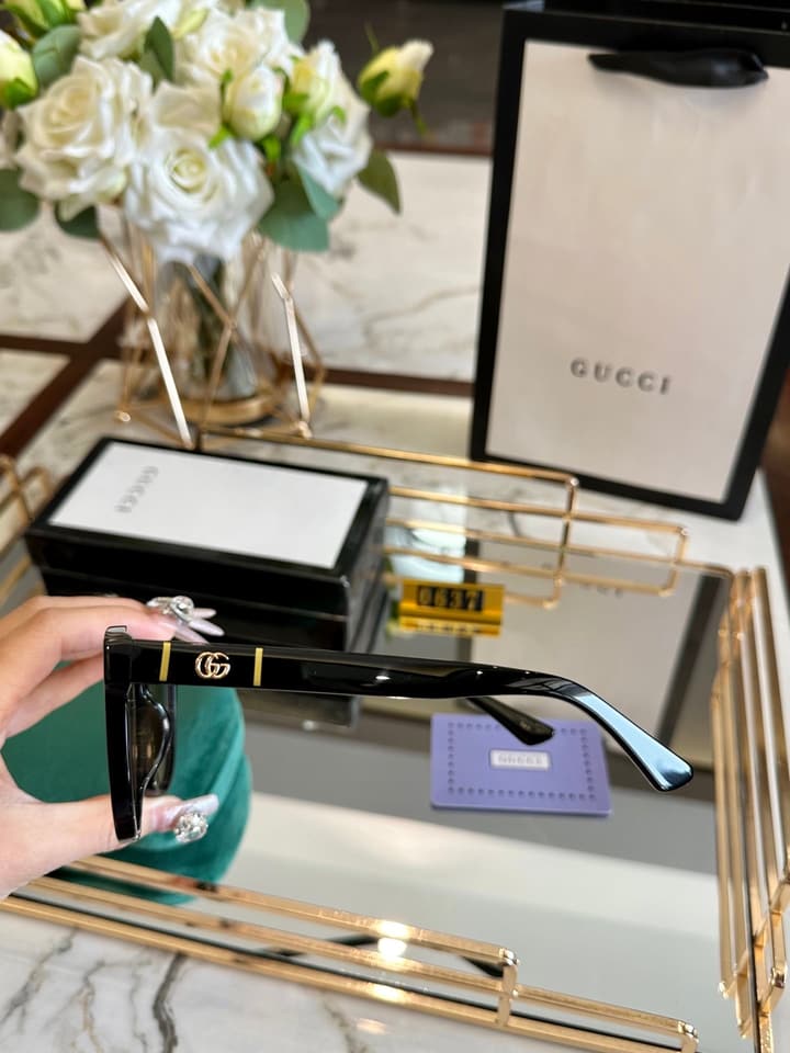 Gucci Polarized Sunglasses in Clear Lenses