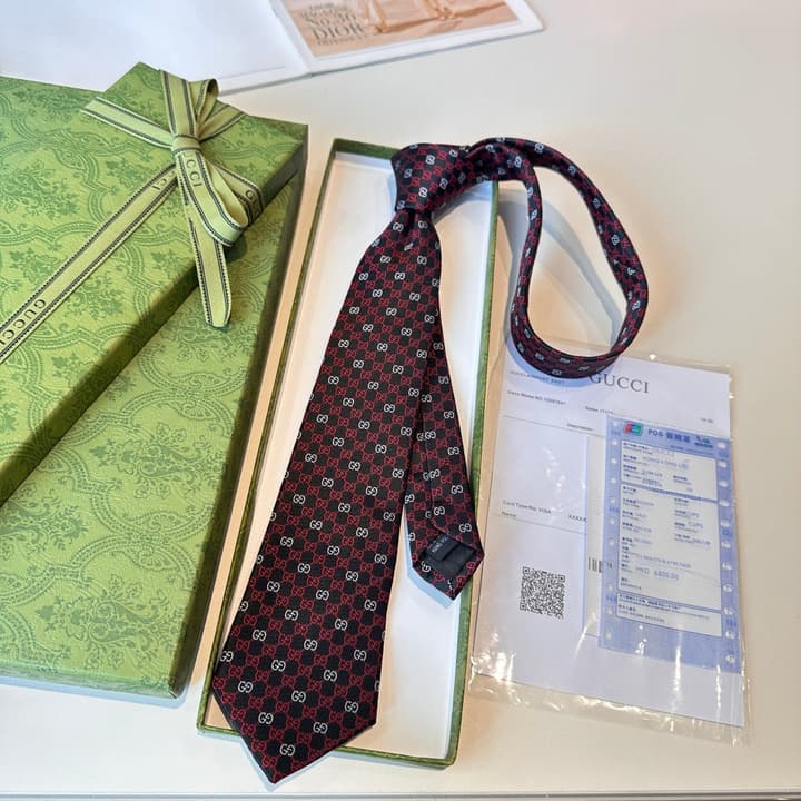 Gucci Men's GG Silk Jacquard Tie – 2025 Spring/Summer Collection in Blue