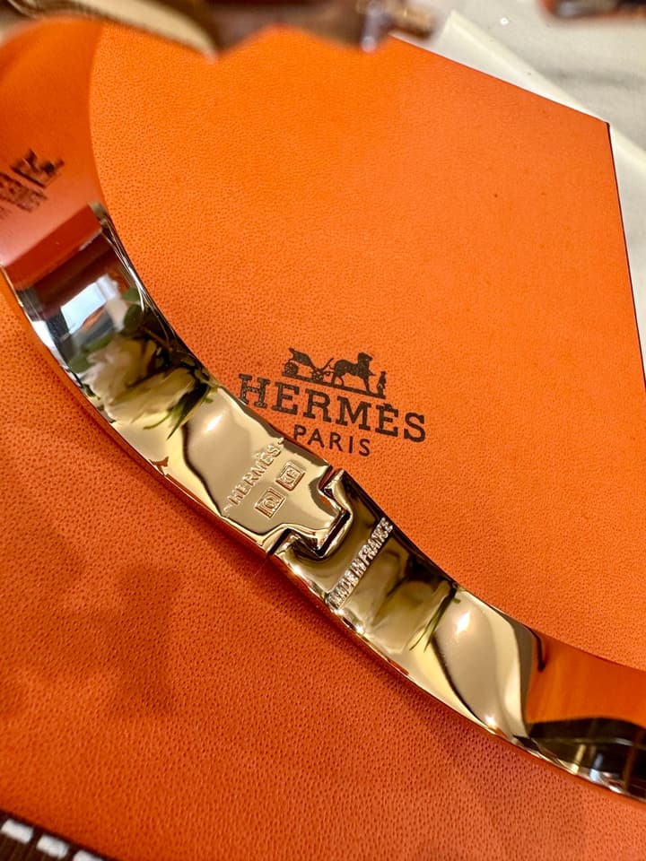 Hermès H-Letter Oval Enamel Bracelet in Black
