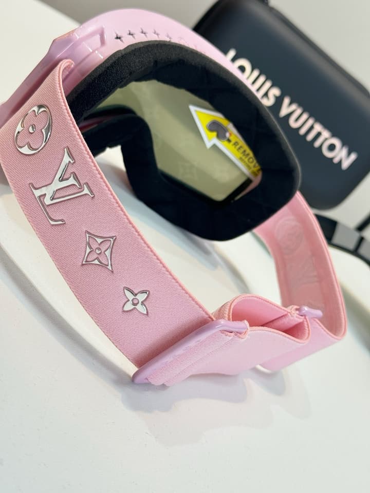Louis Vuitton Monogram Ski Goggles – Autumn/Winter Collection in Black Monogram Strap