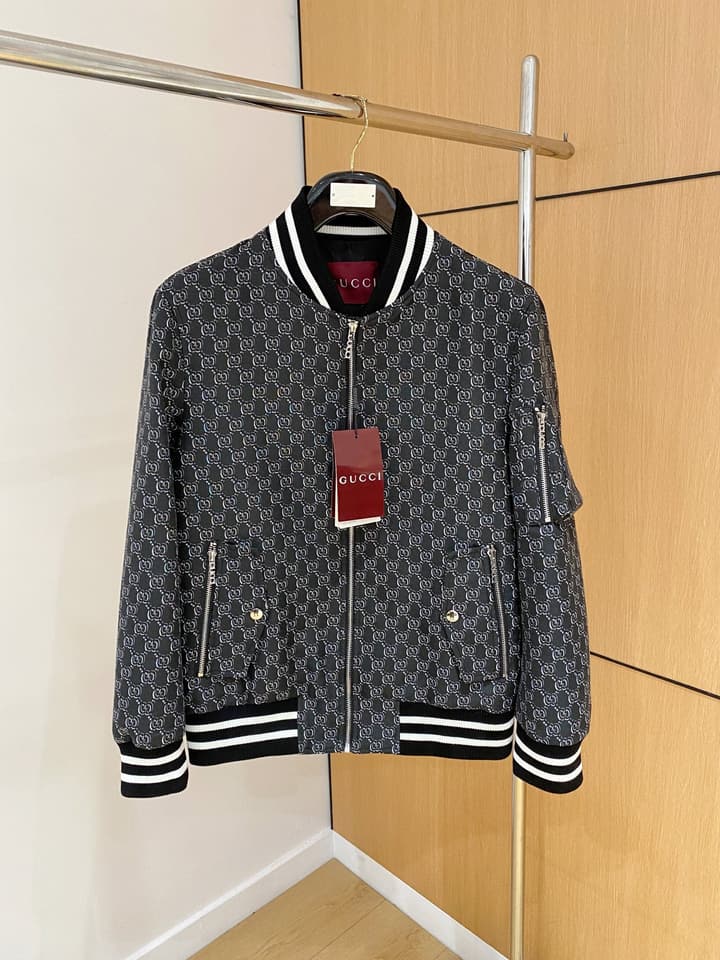 Gucci Men's Casual Jacket – 2025 Spring/Summer Collection in Charcoal Monogram Bomber
