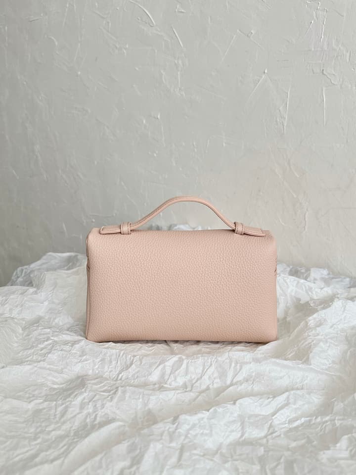 Loro Piana L19 Crossbody Bag – Cream Honey