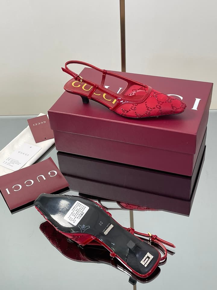 Gucci Cosmogonie GG Crystal Slingback Sandals – 2025 Early Autumn Collection in Black Crystal Gg