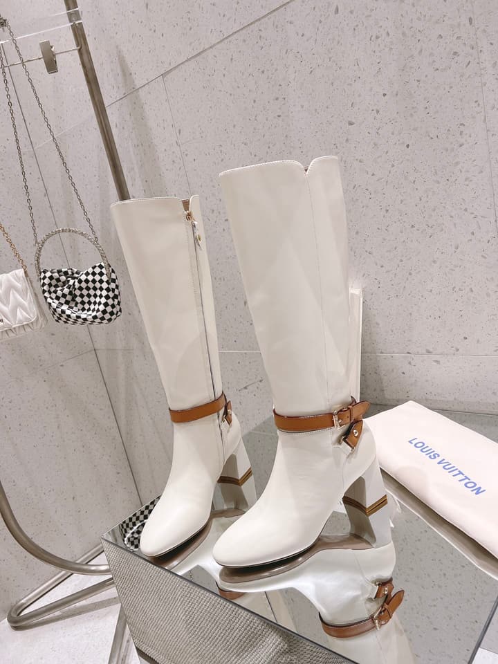 Louis Vuitton Parisienne Leather Knee-High Boots in Black Leather