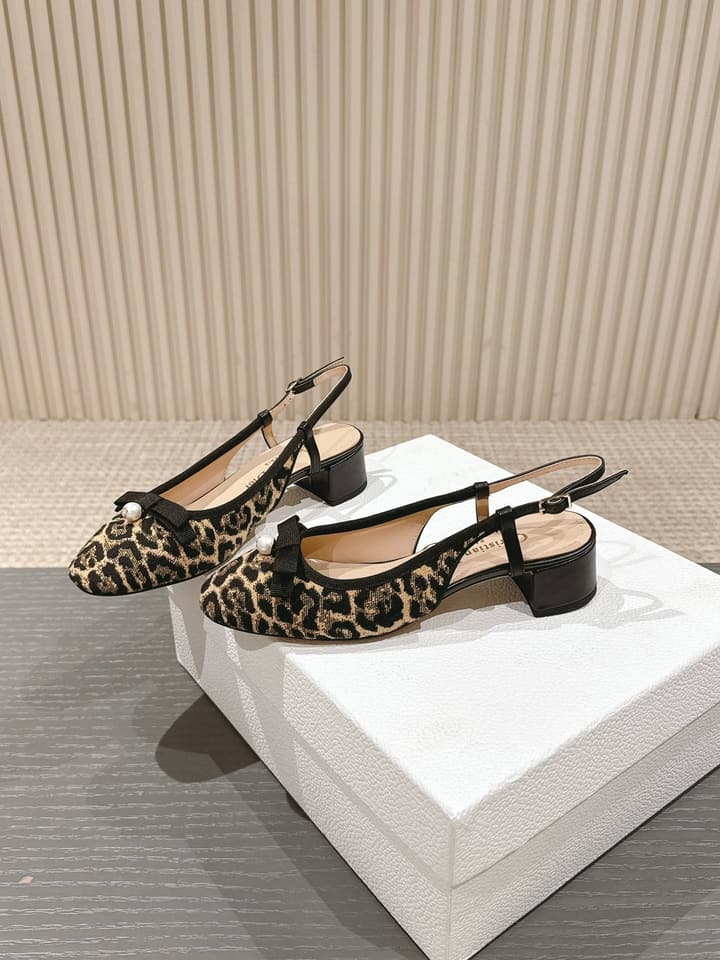 Dior Cannage Ballet Flats – 2024 Early Spring Haute Couture Collection in Leopard Print Mary Jane