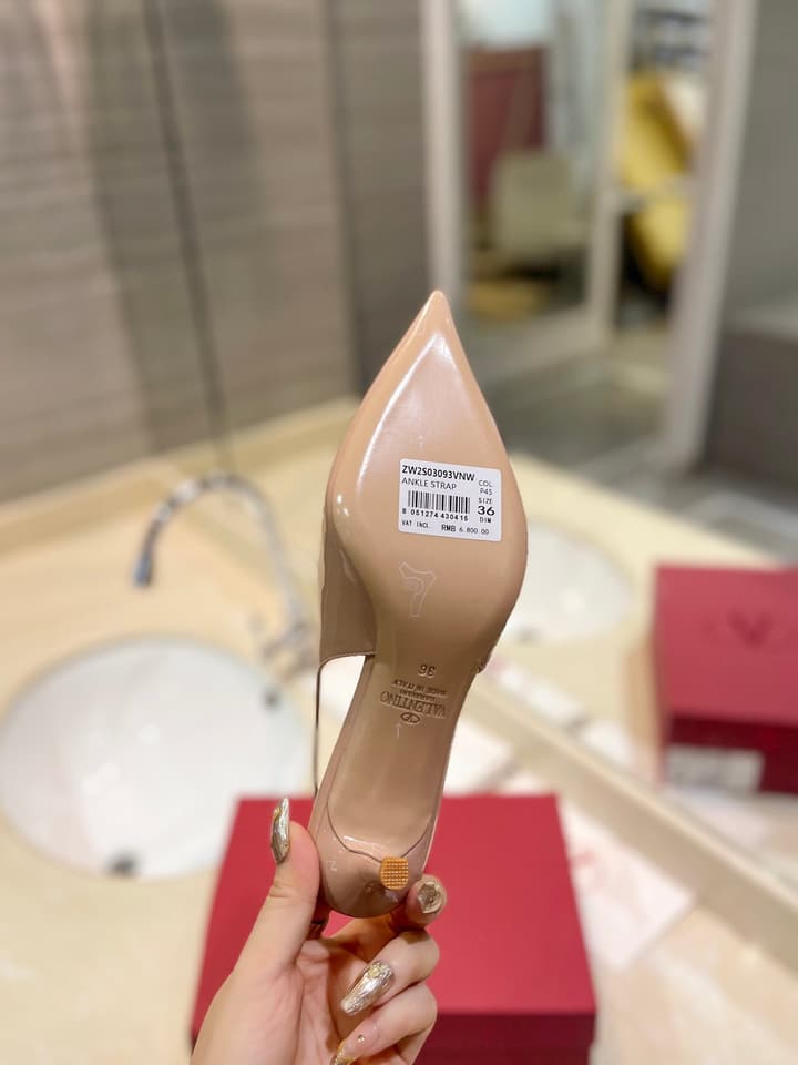 Valentino VLogo Signature Patent Leather Slingback Heels – 2024 Collection in Nude Leather