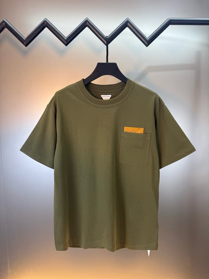Bottega Veneta Woven Leather Pocket T-Shirt – Summer Collection – SS26 in Black