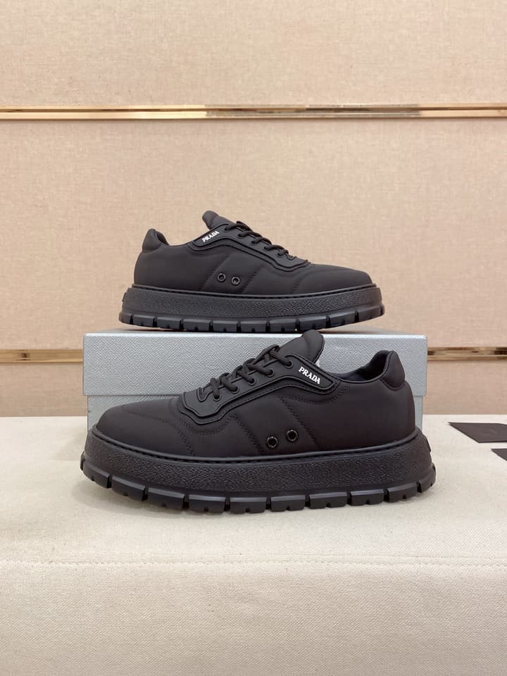 Prada Men's Waterproof Air Cushion Sneakers in Dark Grey