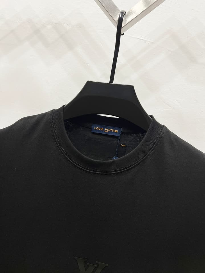 Louis Vuitton Classic Logo Silicone Embossed T-Shirt – 25SS in Black