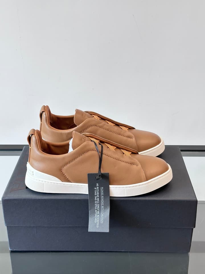 Zegna Men's Low-Top Leather Sneakers in Black & White