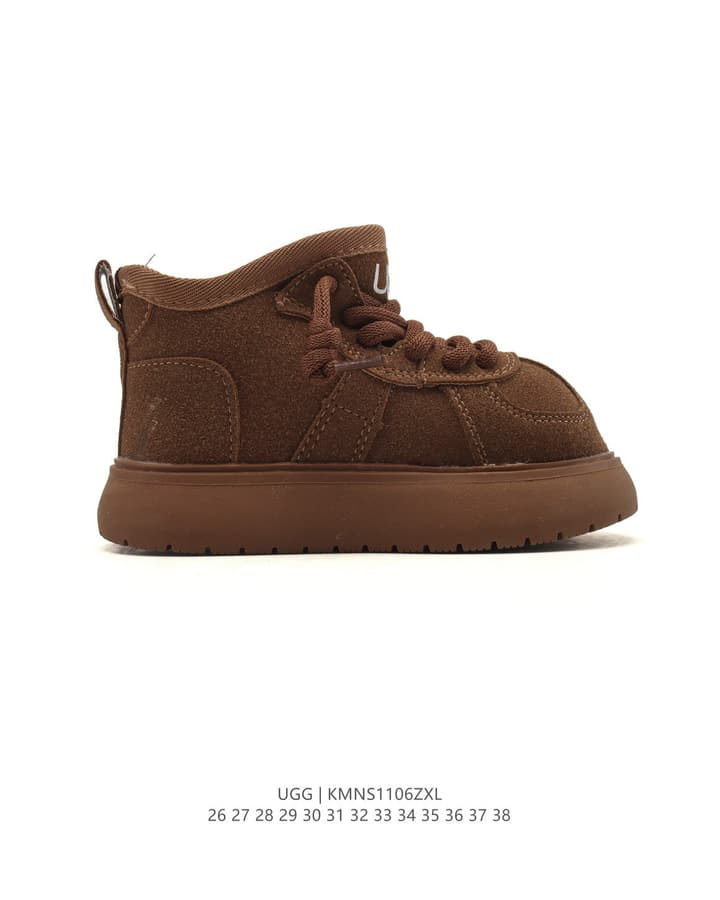UGG Mid-Top Snow Boots – Kids Collection in Classic Tan Slip-on Boot