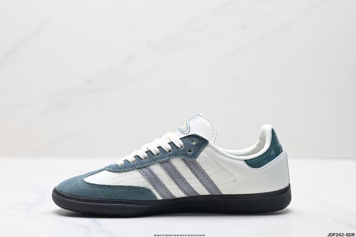 Adidas Handball Spezial Classic Retro Sneakers in Black Suede Red Stripe