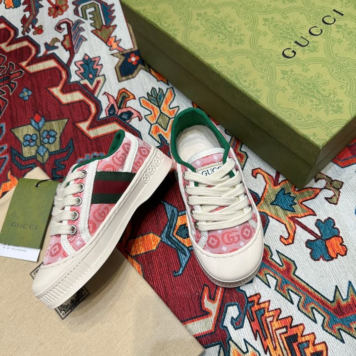 Gucci Kids Footwear – Kids Collection in Beige Plaid Slip-on