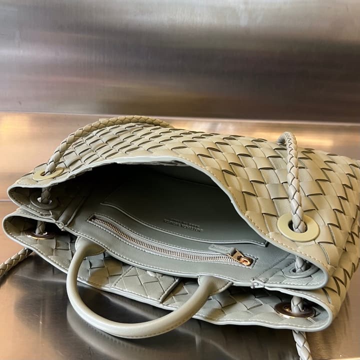 Bottega Veneta Andiamo Handbag in Charcoal Grey