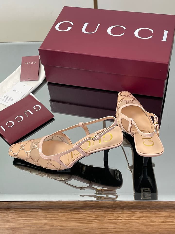 Gucci Cosmogonie GG Crystal Slingback Sandals – 2025 Early Autumn Collection in Black Crystal Gg