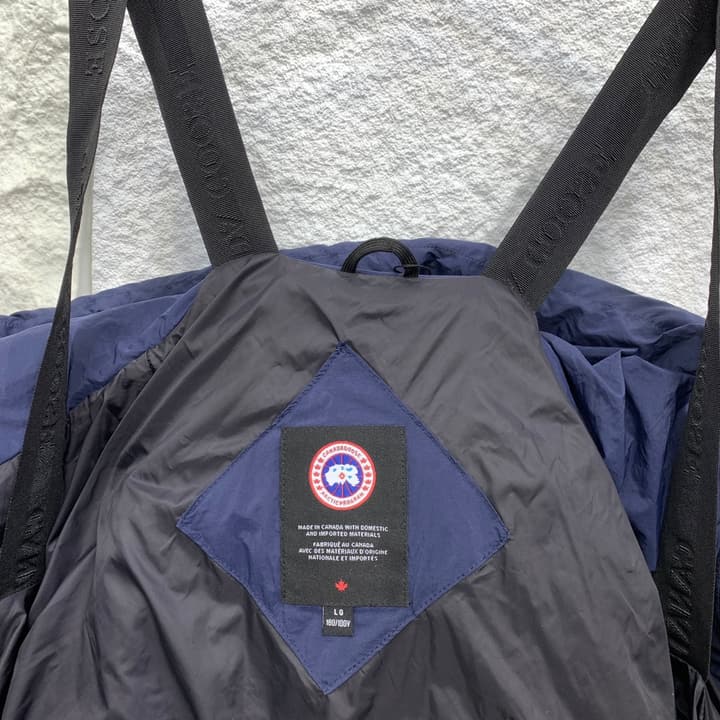 Canada Goose Lawrence Puffer Mid-Length Down Jacket in Black