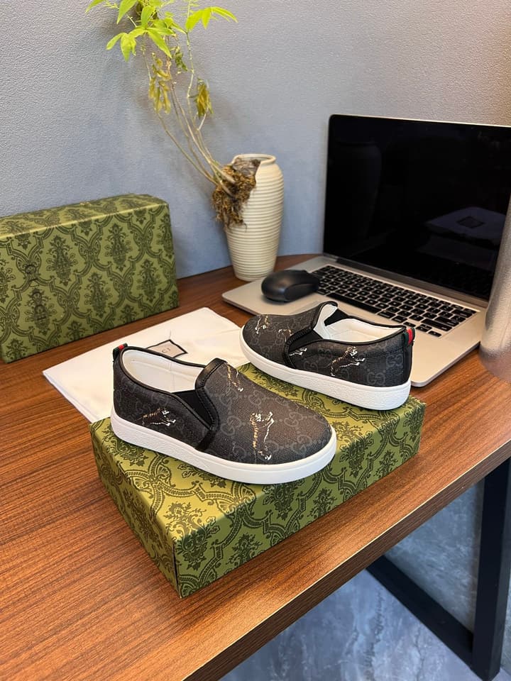 Gucci Kids Sheepskin-Lined Sneakers – Kids Collection