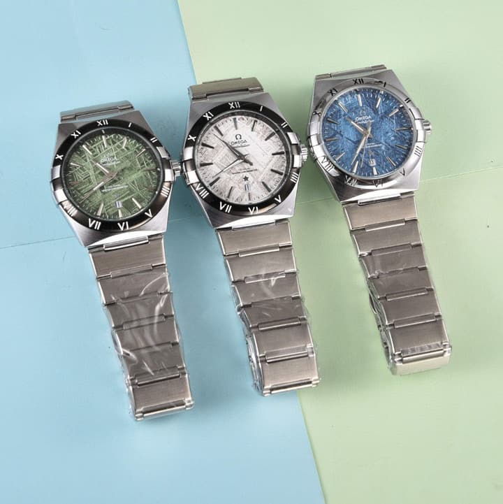 Omega Constellation Series Mechanical Watch in Black Bezel Green Dial