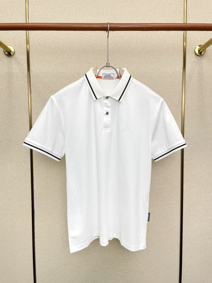 Hermès Men's Casual Short-Sleeve T-Shirt – Spring/Summer Collection in Navy Blue With Orange Trim