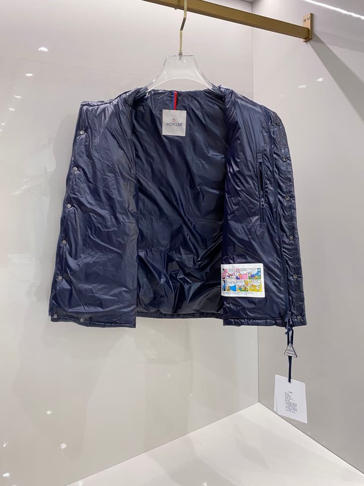 Moncler Goose Down Puffer Jacket – 2025FW in Deep Navy Vest